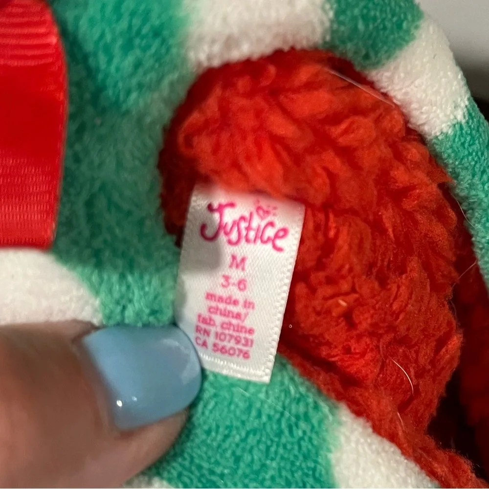 Girls Holiday Slippers Size Medium (3-6) Justice NWOT perfect holiday gift MINT